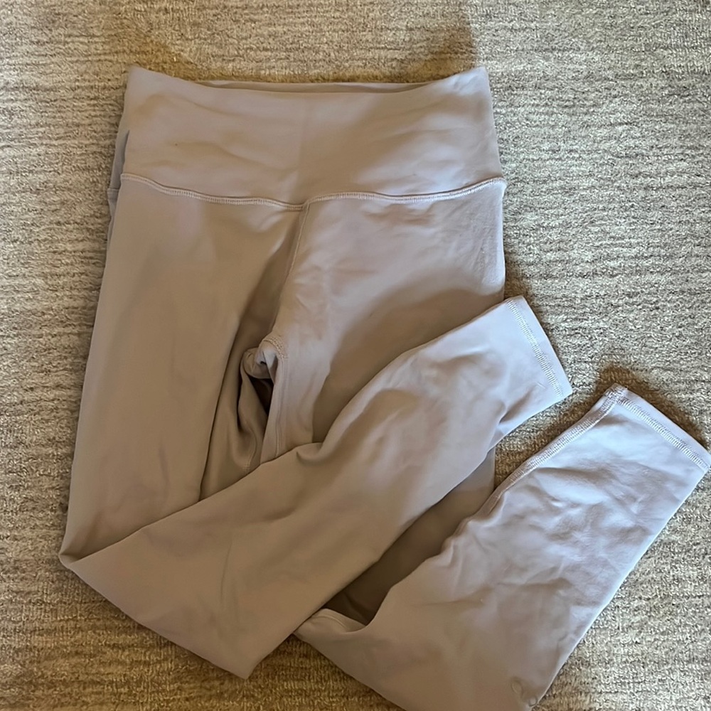 Alo yoga leggings